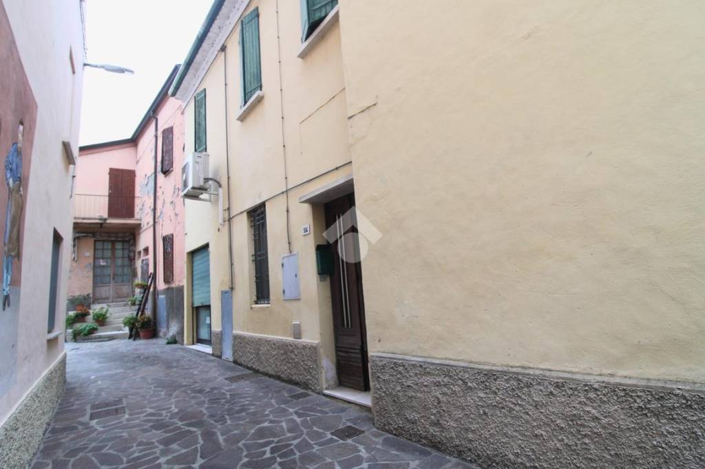 appartamento in vendita a Cesena in zona Borello