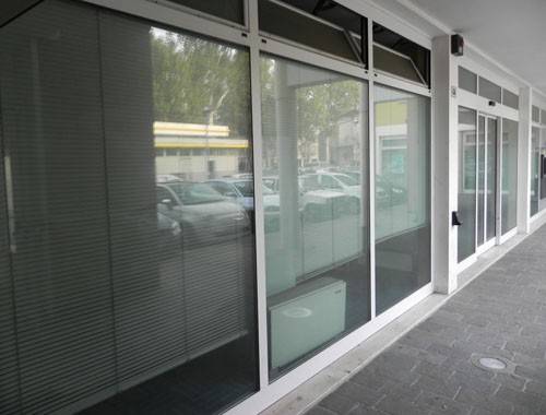 negozio in vendita a Cesena in zona Centro Storico