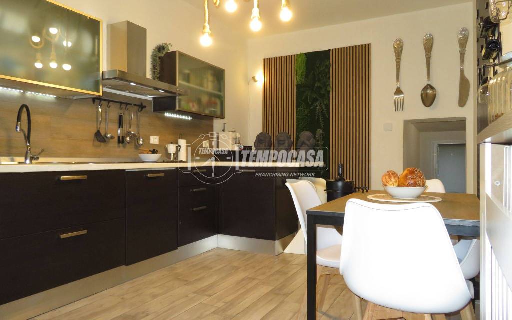 casa indipendente in vendita a Cesena in zona San Vittore