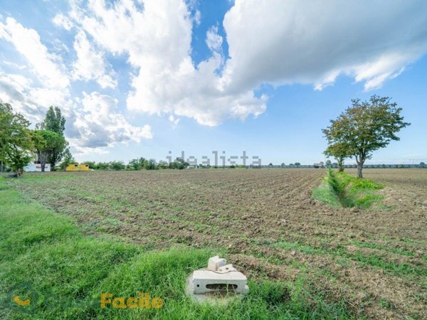 terreno agricolo in vendita a Cesena in zona Bagnile