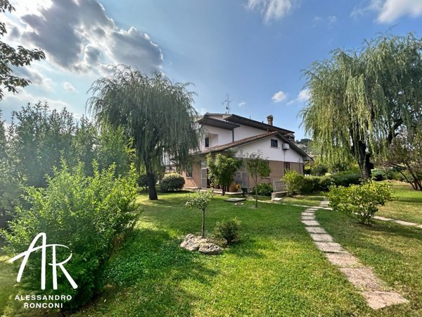 casa indipendente in vendita a Cesena in zona Osteria di Piavola
