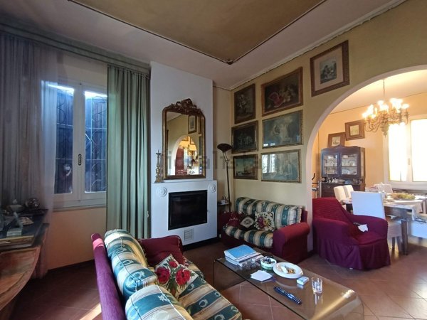 casa indipendente in vendita a Cesena