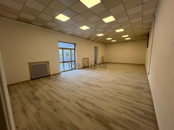 locale di sgombero in vendita a Cesena