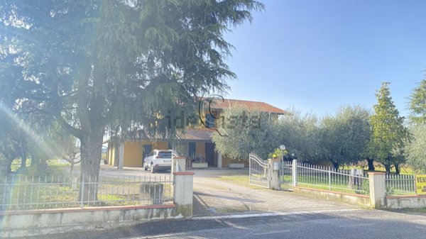 casa indipendente in vendita a Cesena in zona Calisese