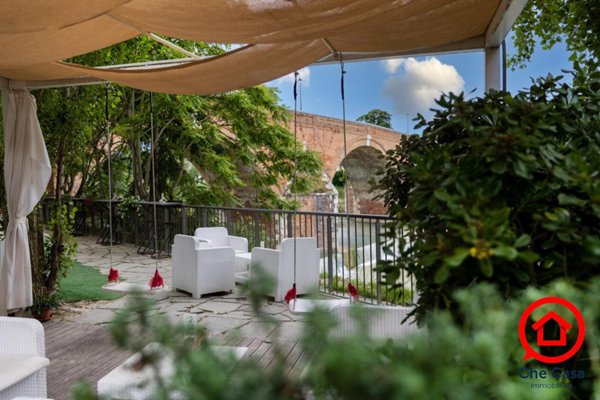 negozio in vendita a Cesena in zona Centro Storico