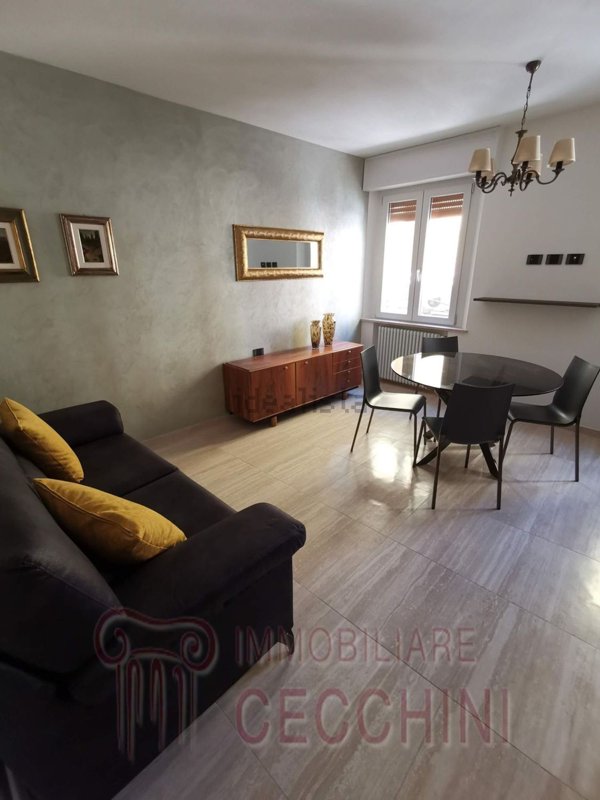 casa indipendente in vendita a Cesena