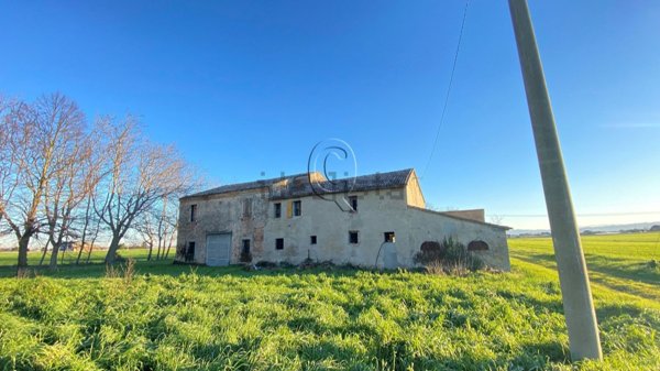 casa indipendente in vendita a Cesena