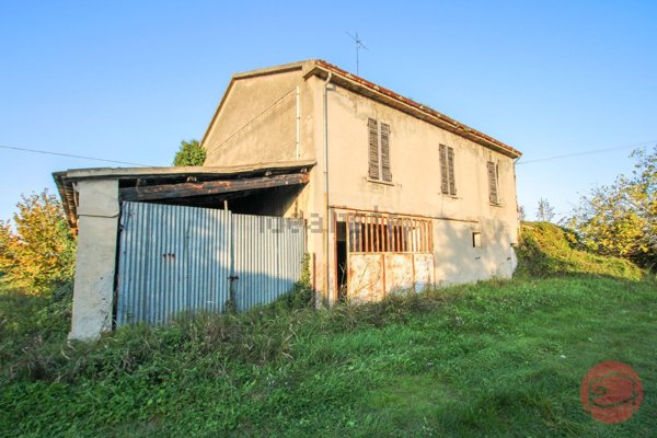 casa indipendente in vendita a Cesena in zona Ruffio
