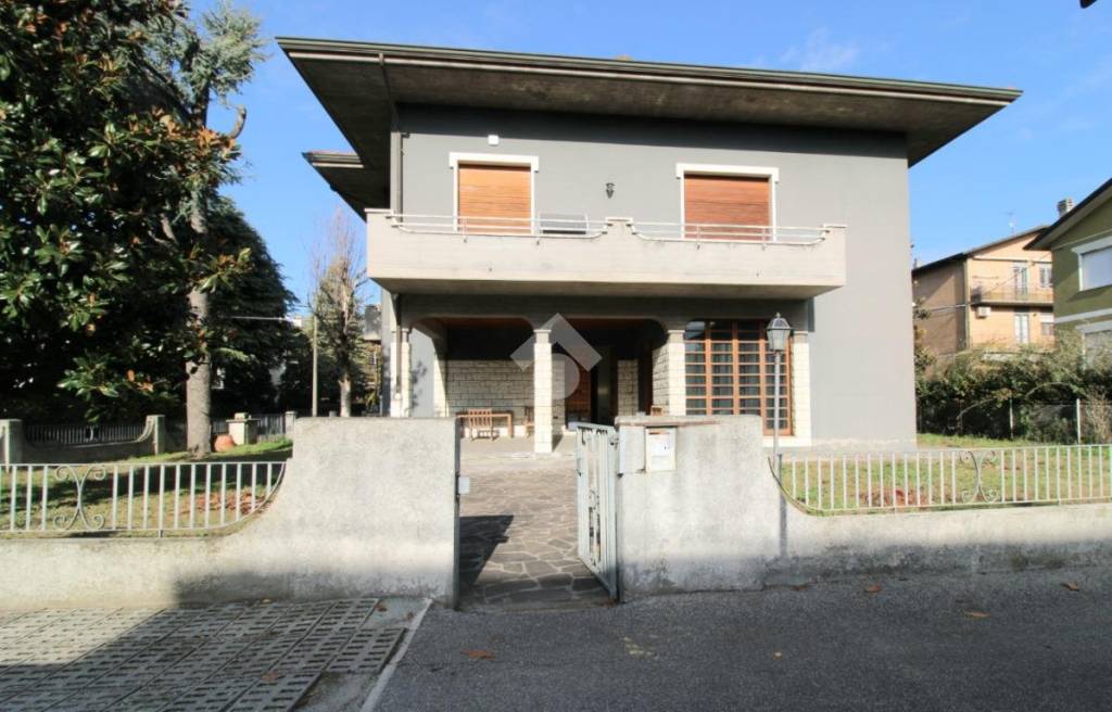 casa indipendente in vendita a Cesena in zona Sant'Egidio
