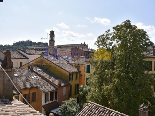 appartamento in vendita a Cesena in zona Centro Storico