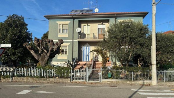 casa indipendente in vendita a Cesena in zona Sant'Egidio