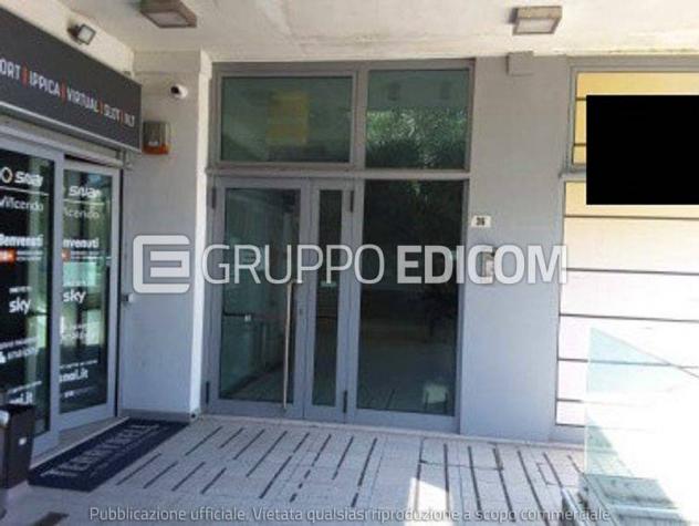 negozio in vendita a Cesena