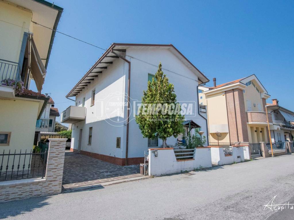 appartamento in vendita a Cesena in zona Villa Chiaviche