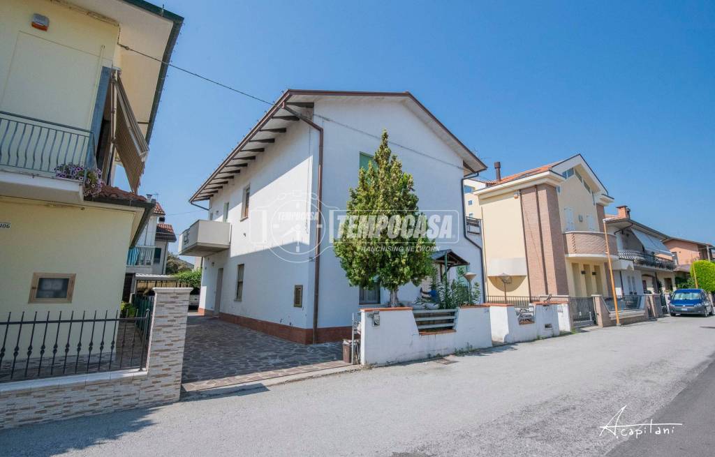 appartamento in vendita a Cesena in zona Villa Chiaviche