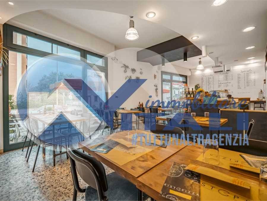 negozio in vendita a Cesena in zona Villa Chiaviche