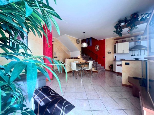 casa indipendente in vendita a Cesena in zona Torre del Moro