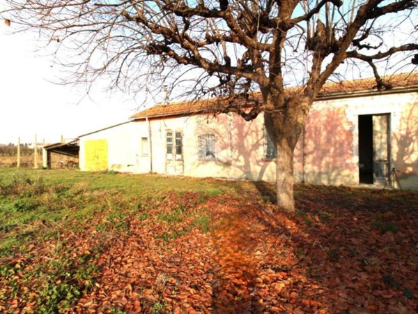 casa indipendente in vendita a Cesena in zona San Giorgio