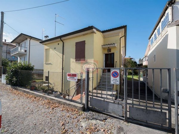 appartamento in vendita a Cesena in zona Oltresavio