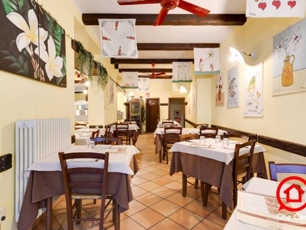 negozio in vendita a Cesena in zona Centro Storico