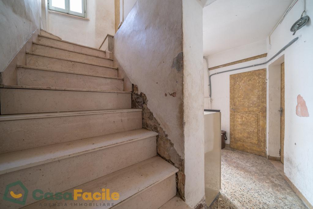 appartamento in vendita a Cesena in zona Centro Storico