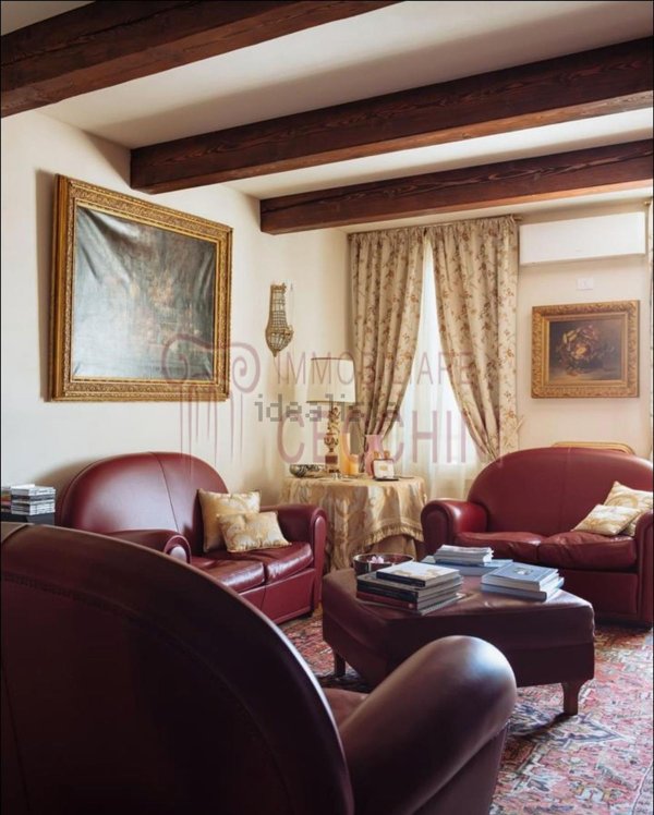 appartamento in vendita a Cesena in zona Centro Storico