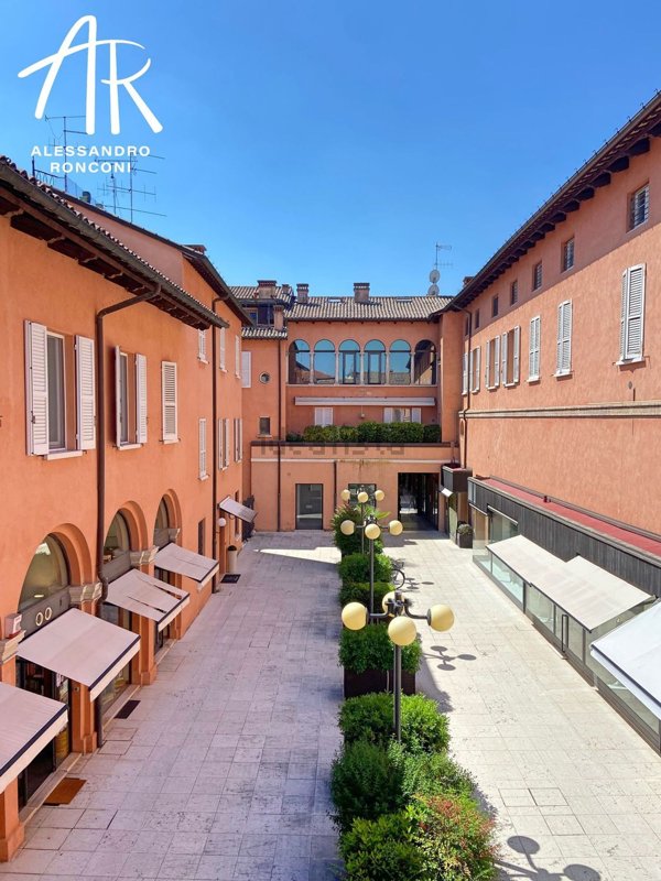 appartamento in vendita a Cesena in zona Centro Storico