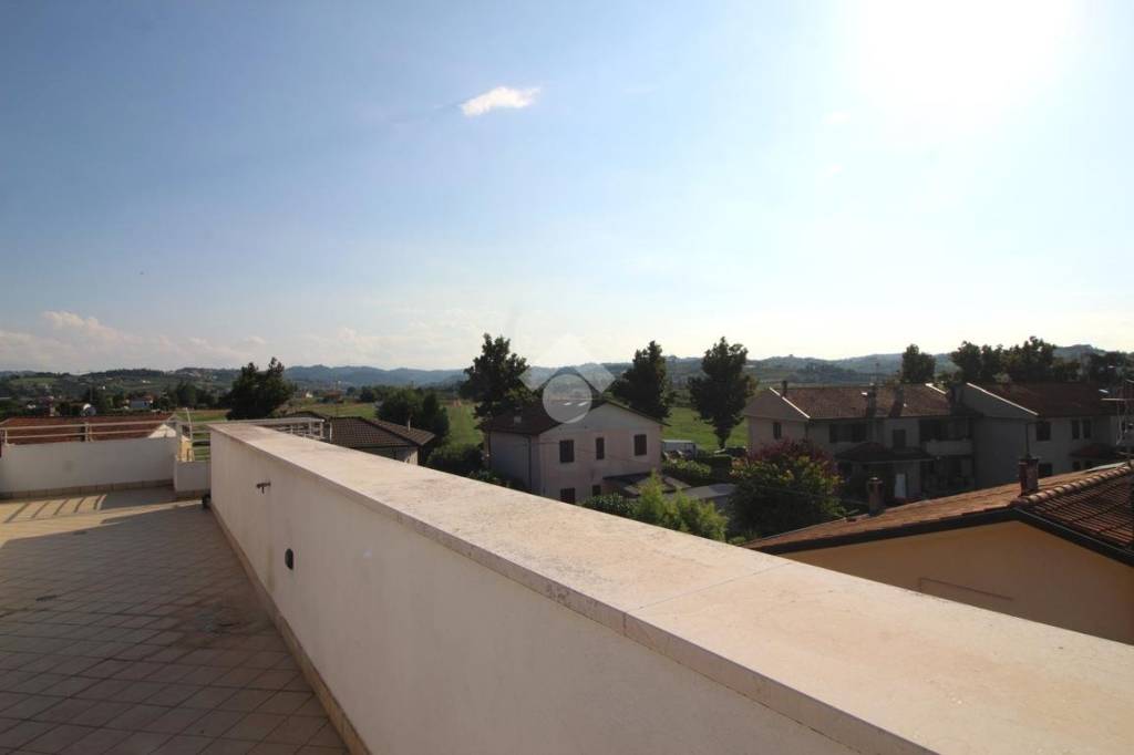 appartamento in vendita a Cesena in zona Ponte Pietra