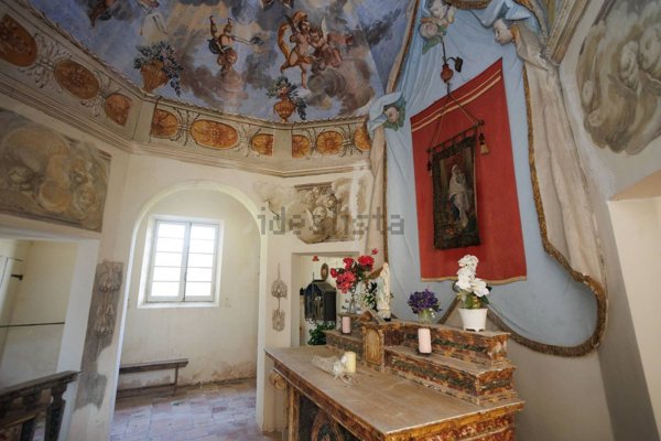 casa indipendente in vendita a Cesena in zona Roversano