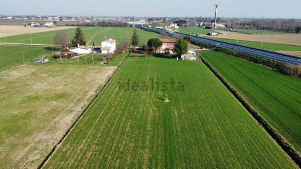 casa indipendente in vendita a Cesena in zona Pievesestina
