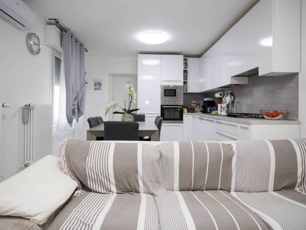 casa indipendente in vendita a Cesena in zona Sant'Egidio