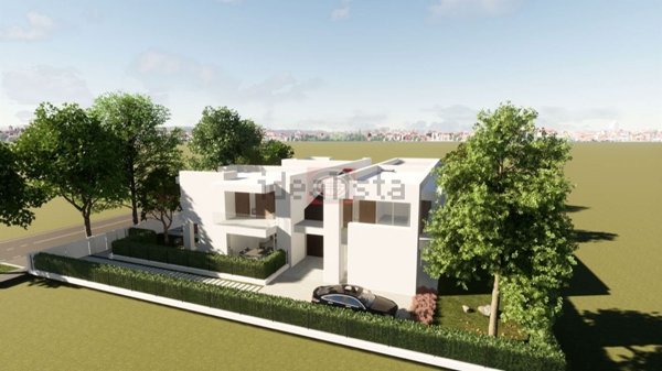 casa indipendente in vendita a Cesena