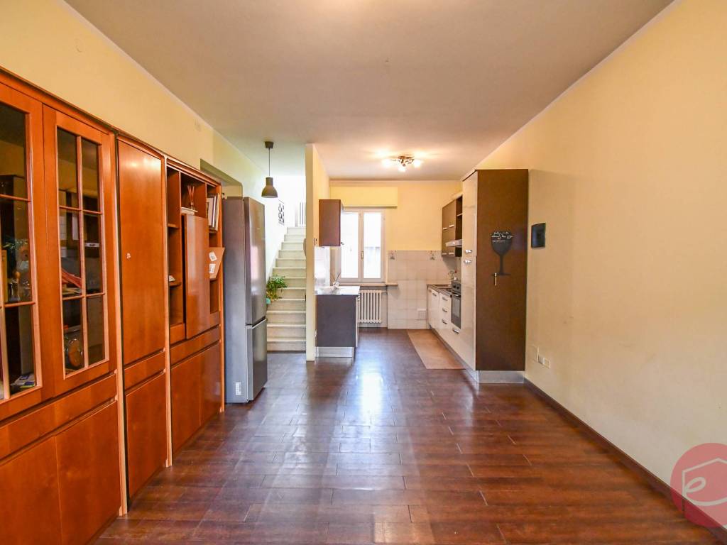 casa indipendente in vendita a Cesena in zona Macerone