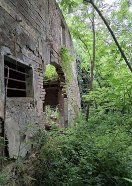 casa indipendente in vendita a Cesena in zona Tessello