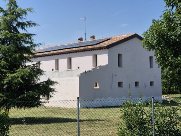 casa indipendente in vendita a Cesena in zona Settecrociari