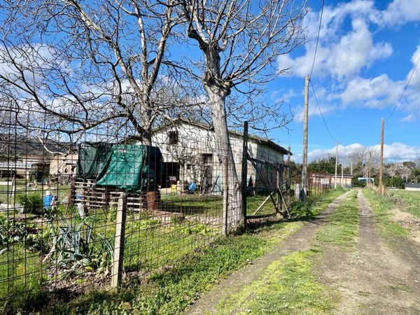 casa indipendente in vendita a Cesena in zona San Vittore