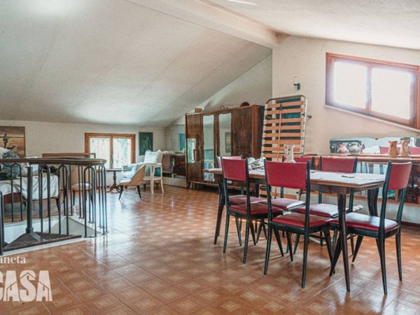 casa indipendente in vendita a Cesena in zona Oltresavio