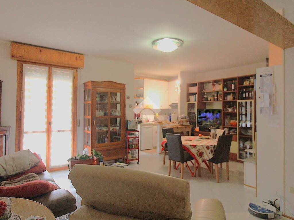 appartamento in vendita a Cesena in zona Oltresavio