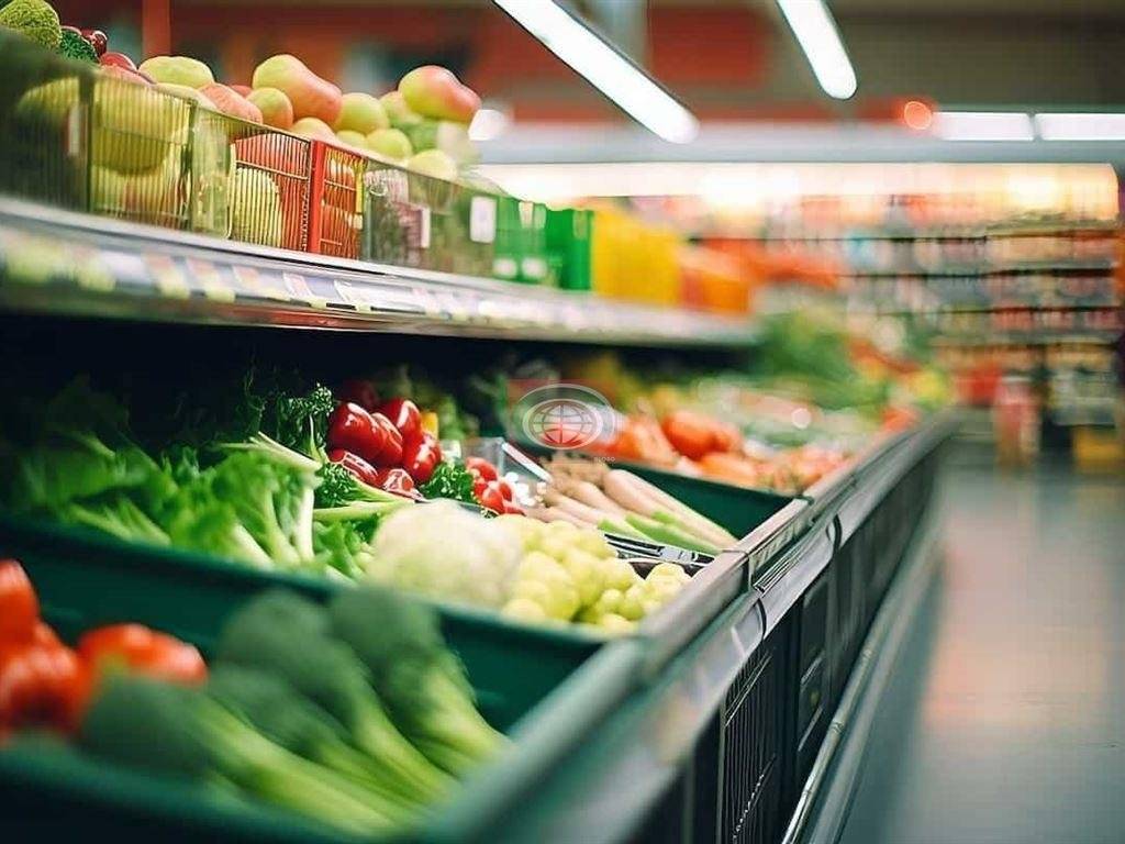 negozio in vendita a Cesena in zona Centro Storico