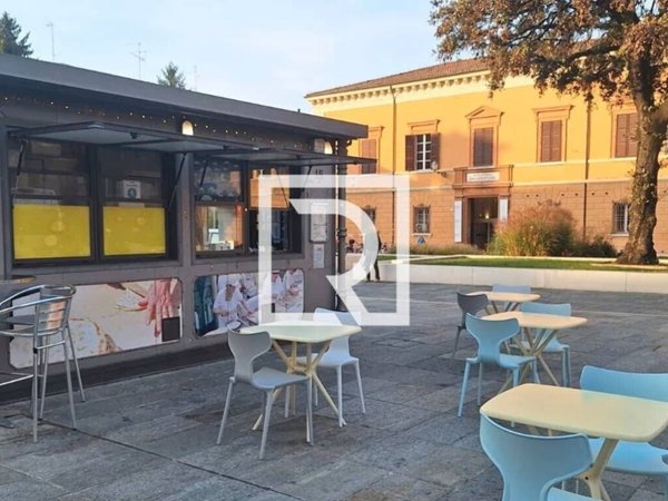 negozio in vendita a Cesena in zona Centro Storico
