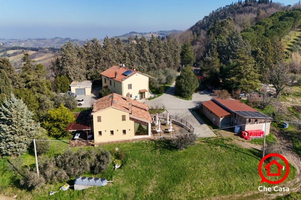 casa indipendente in vendita a Cesena in zona Montereale