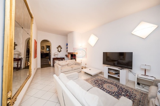 casa indipendente in vendita a Cesena in zona Centro Storico