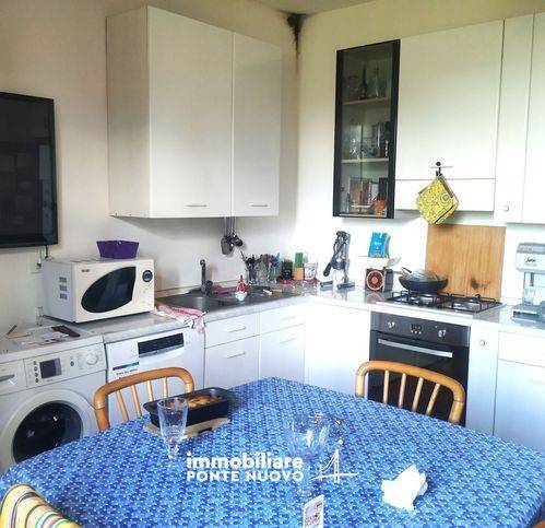 casa indipendente in vendita a Cesena in zona Calisese