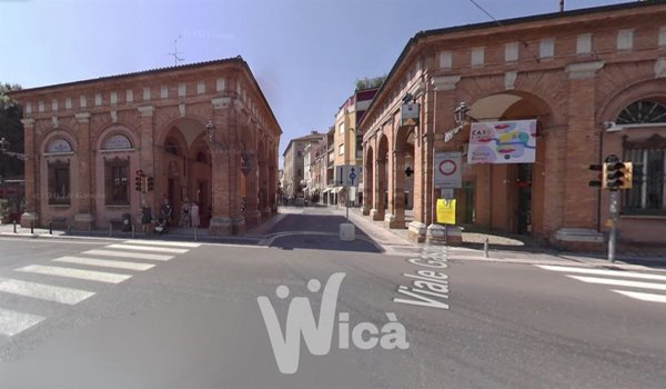 negozio in vendita a Cesena in zona Centro Storico