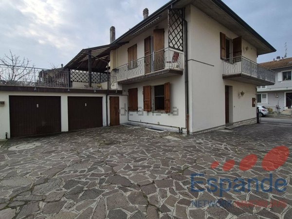 casa indipendente in vendita a Cesena in zona San Giorgio