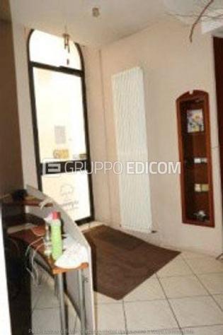 negozio in vendita a Cesena