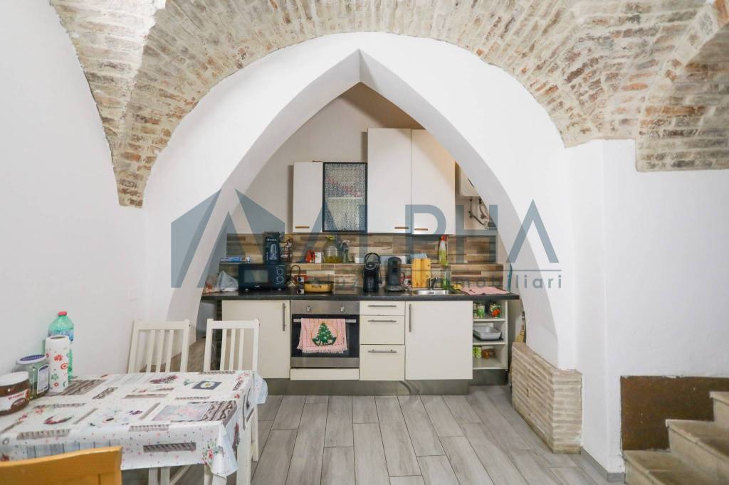 appartamento in vendita a Cesena in zona Centro Storico