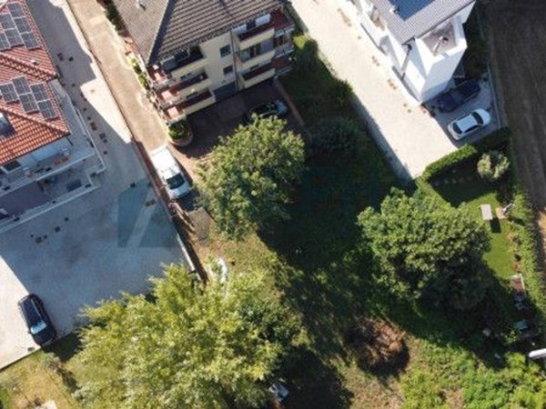 negozio in vendita a Cesena