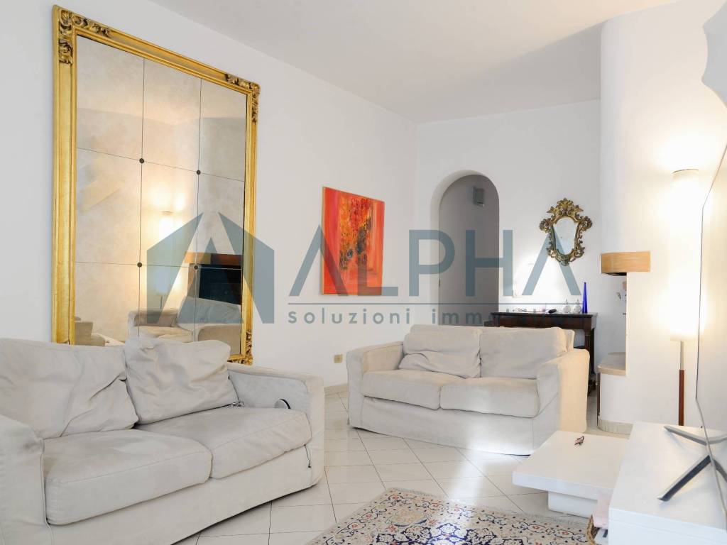 casa indipendente in vendita a Cesena in zona Centro Storico