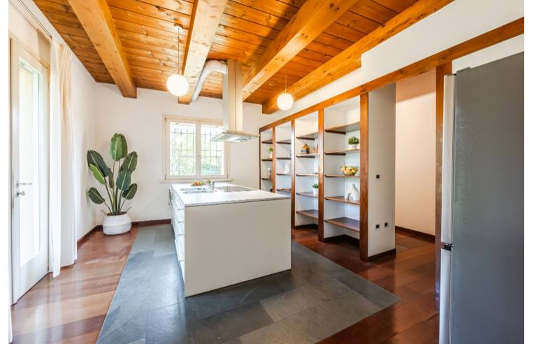 casa indipendente in vendita a Cesena in zona San Cristoforo