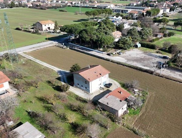 casa indipendente in vendita a Cesena in zona Bulgarnò
